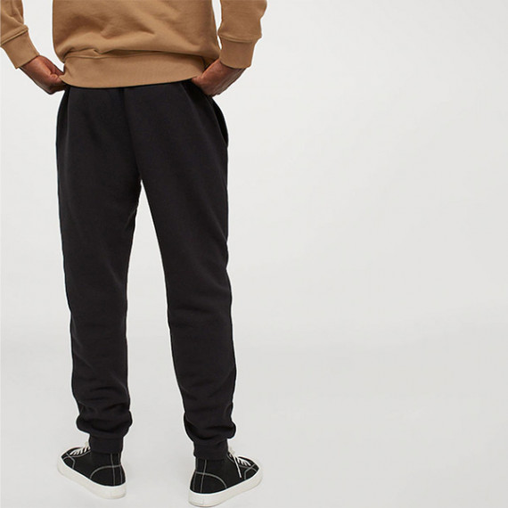 http://3.7.113.133/products/men-black-regular-fit-joggers