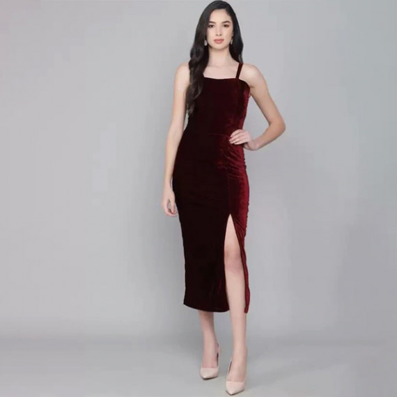 http://3.7.113.133/products/maroon-velvet-sheath-midi-dress