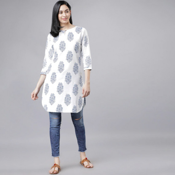 http://3.7.113.133/products/white-blue-printed-tunic