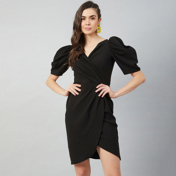 http://3.7.113.133/products/black-tulip-wrap-dress-with-volume-sleeves