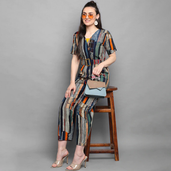 http://3.7.113.133/products/blue-orange-foil-printed-basic-jumpsuit