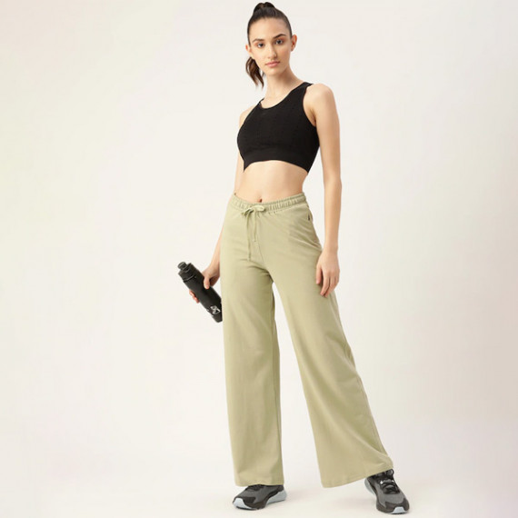 http://3.7.113.133/products/women-olive-green-solid-cotton-wide-leg-track-pants
