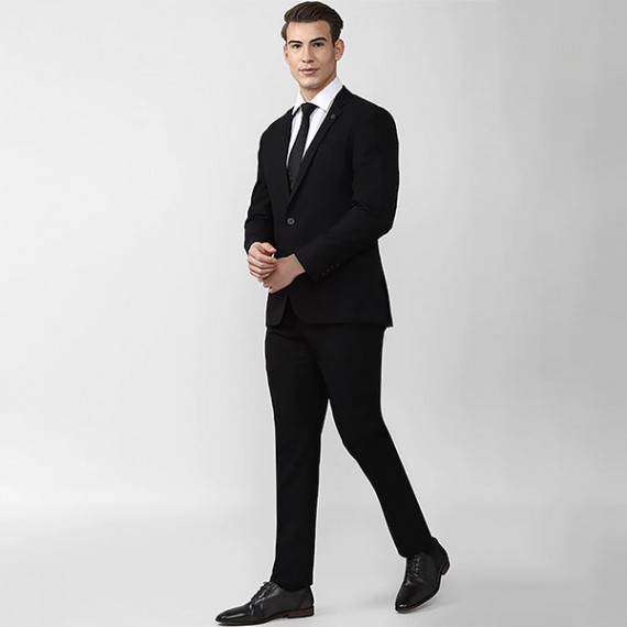 http://3.7.113.133/products/manq-mens-slim-fit-suit