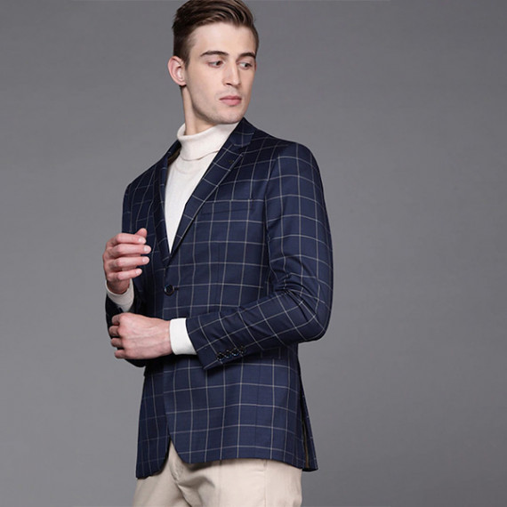 http://3.7.113.133/products/men-navy-blue-beige-slim-fit-checked-single-breasted-smart-casual-blazer