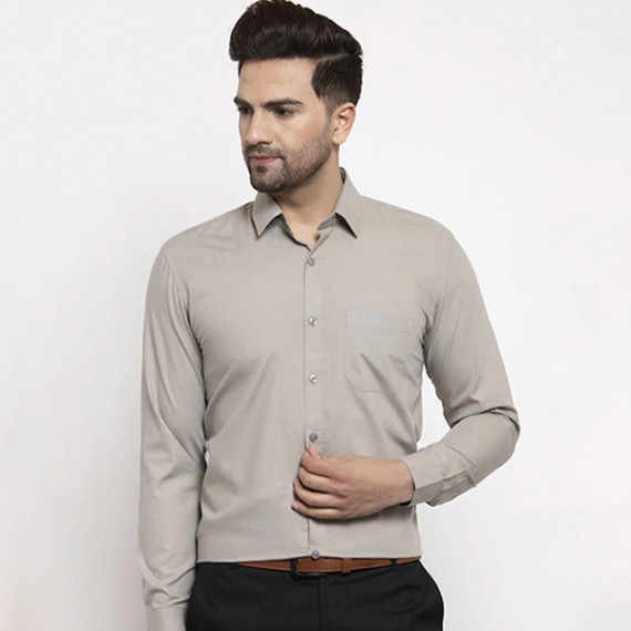 http://3.7.113.133/products/men-grey-smart-regular-fit-solid-formal-shirt