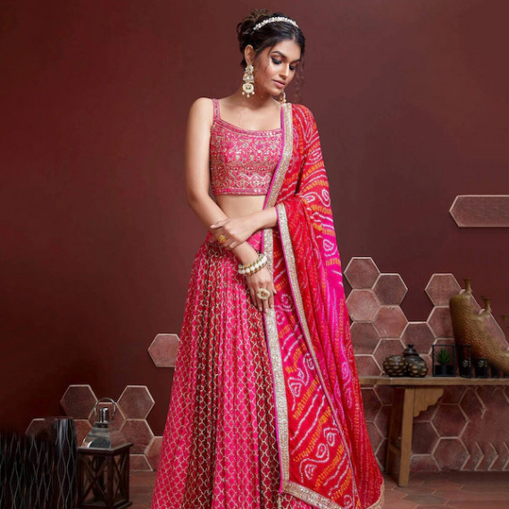 http://3.7.113.133/products/pink-white-embellished-thread-work-semi-stitched-lehenga-unstitched-blouse-with-dupatta