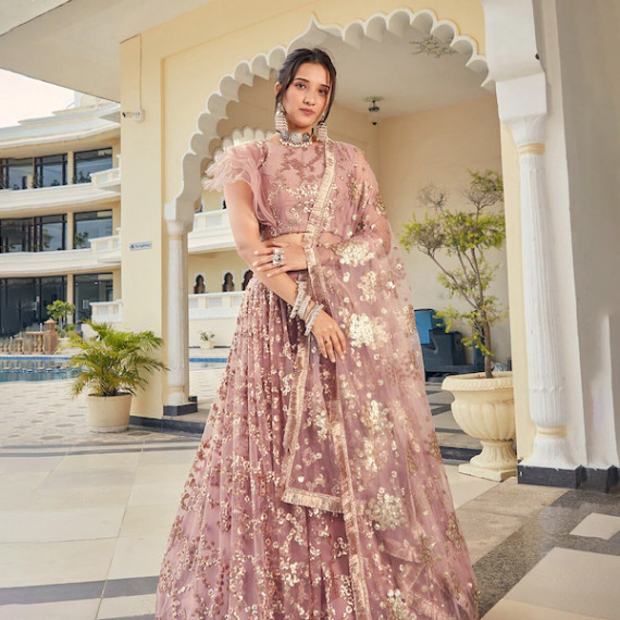 http://3.7.113.133/products/peach-coloured-gold-toned-embellished-sequinned-semi-stitched-lehenga-unstitched-blouse-with