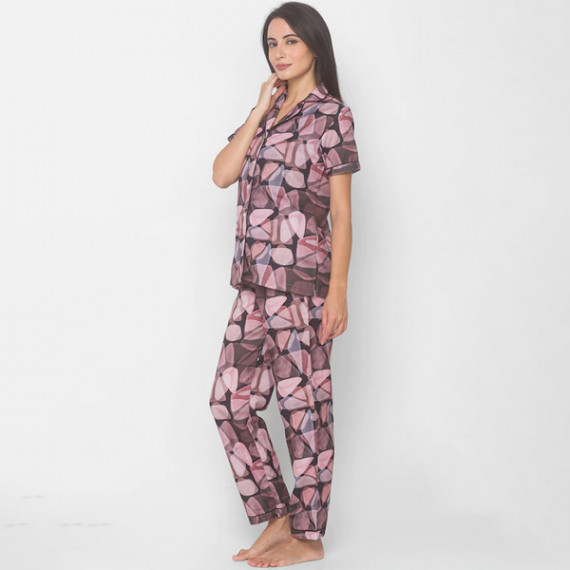 http://3.7.113.133/products/women-black-abstract-printed-nightwear