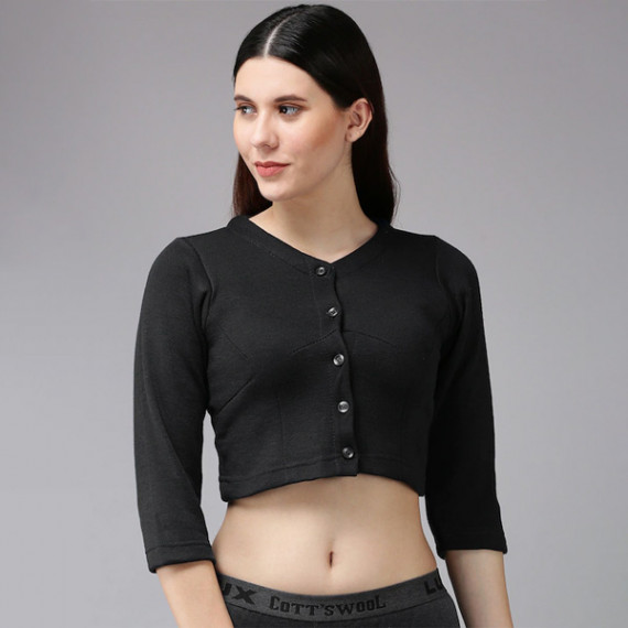 http://3.7.113.133/products/women-black-solid-slim-fit-cotton-thermal-top